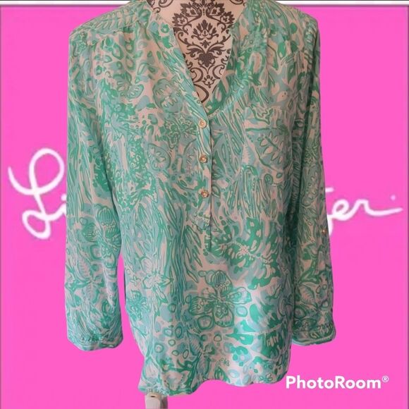 Lilly Pulitzer Tops - Lilly Pulitzer Silk Lizard Print Blouse Green Top Size M